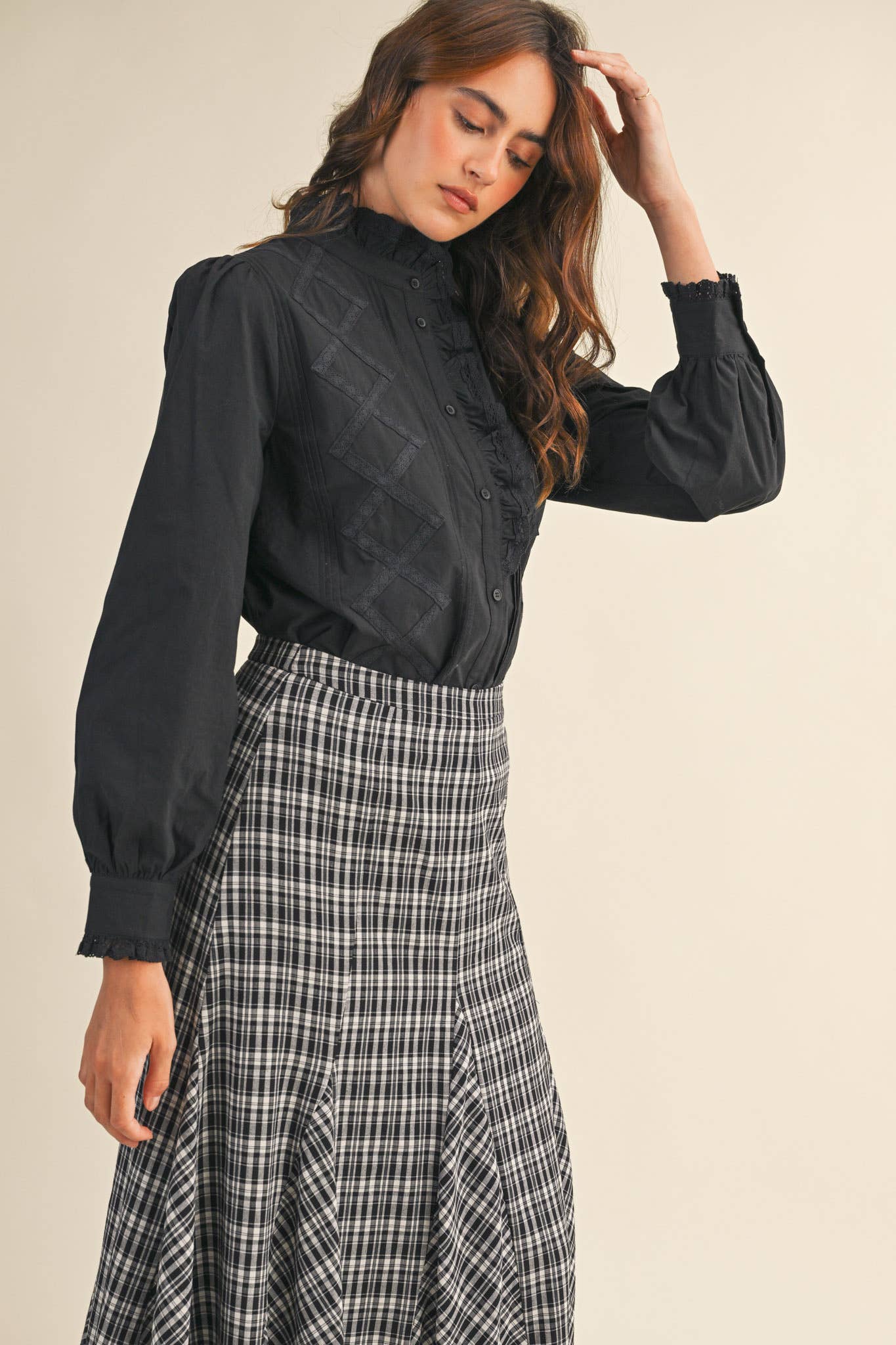 &MERCI - RUFFLED LACE TRIM BUTTON DOWN TOP MTP4210 - LaRella