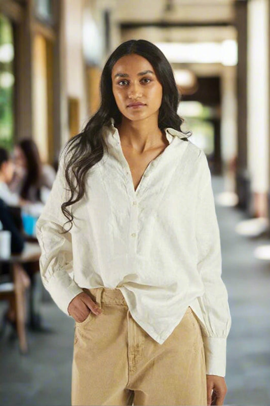 Summer Shirt in Off - white - LaRella