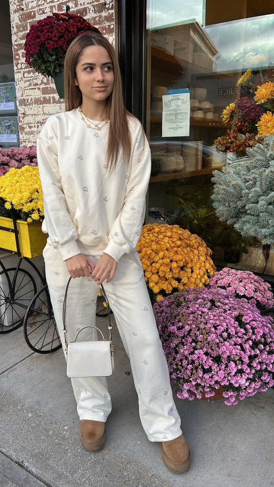 Sunday Edition by LE LIS - 'BAKERY' GRAPHIC SWEATSHIRT AND SWEATPANTS - LaRella