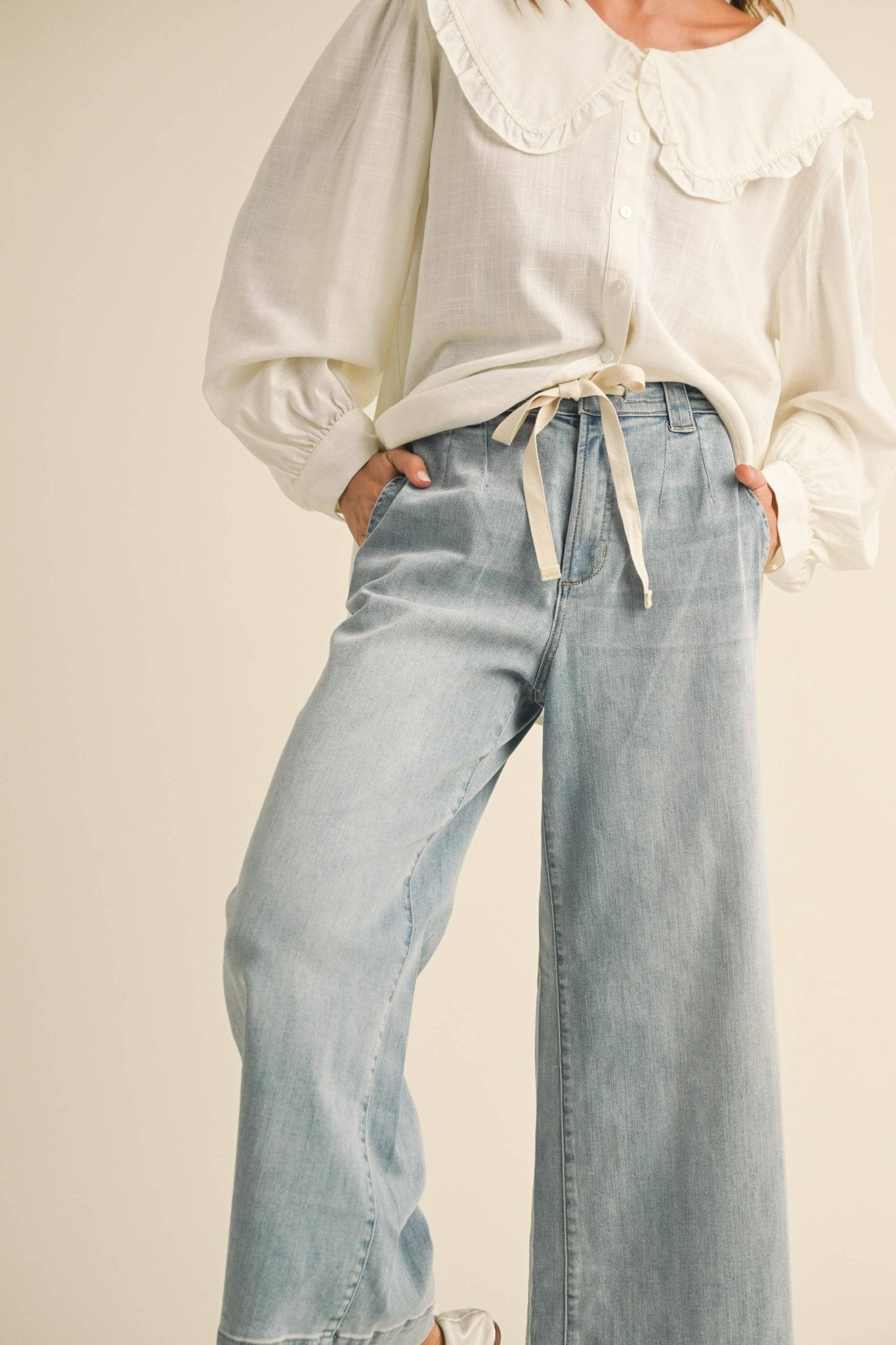 WASHED DENIM WITH TIE FRONT PANTS - LaRella