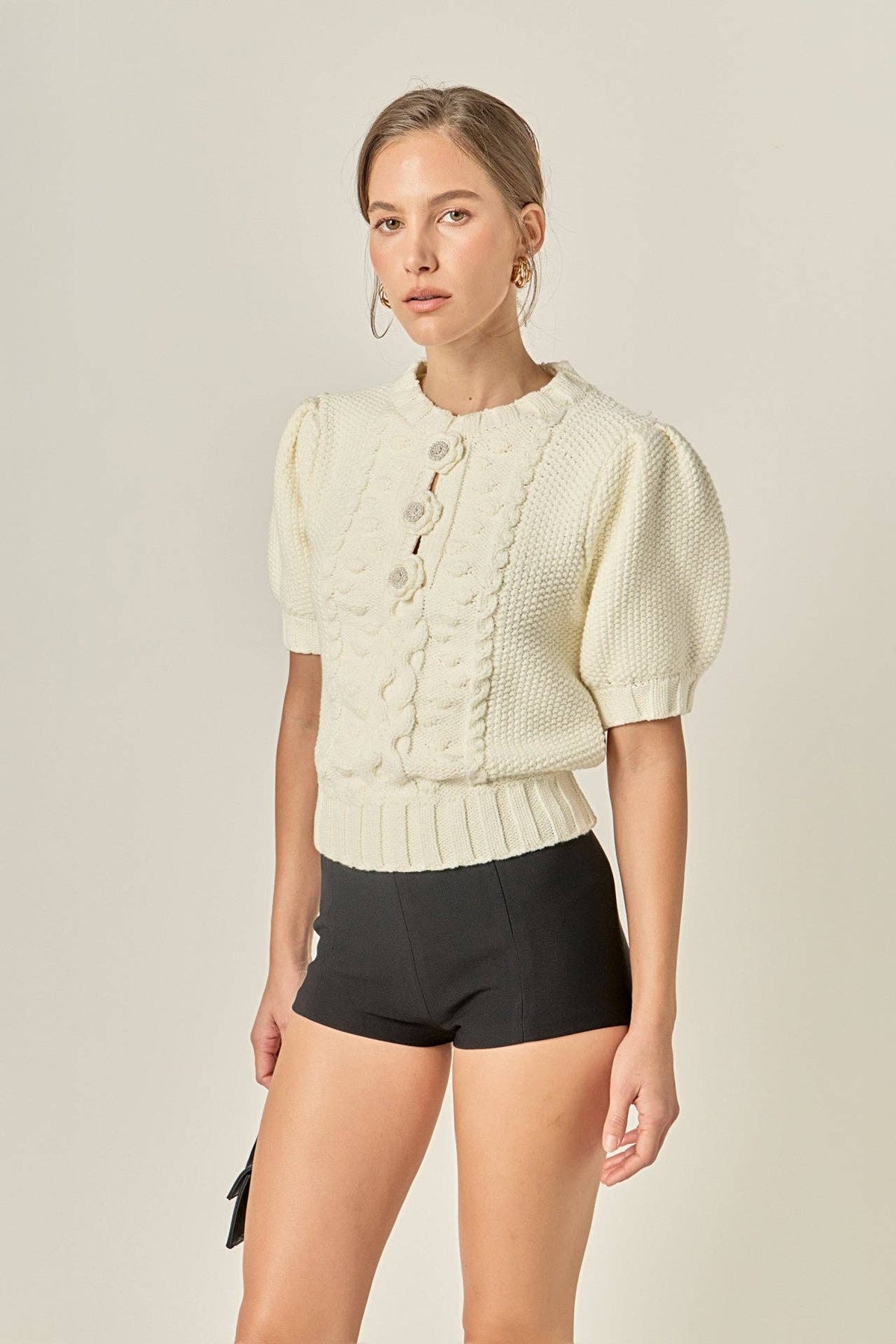 Cable Puff Sleeve Knit with Flower Details - La Rella