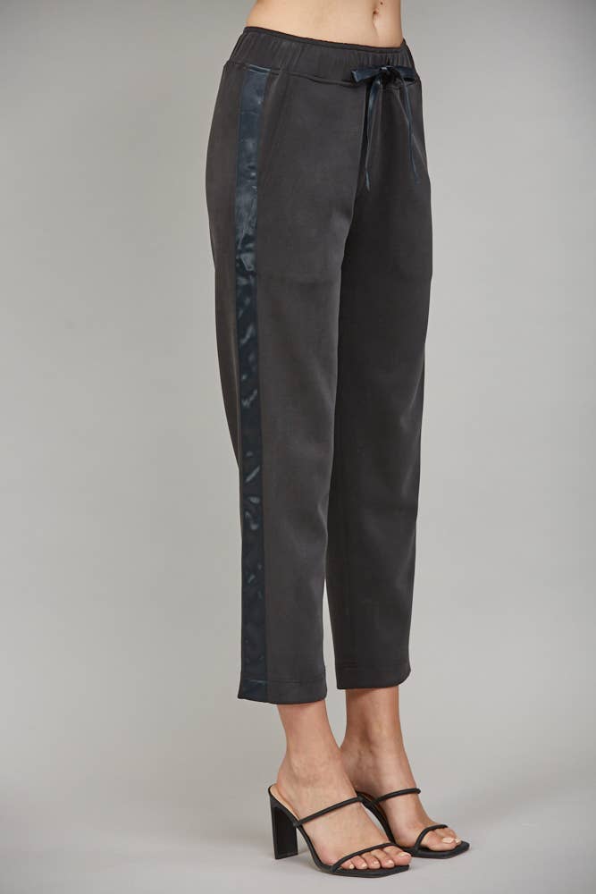 CONTRAST SATIN TRIM DETAIL LOUNGE PANTS - LaRella