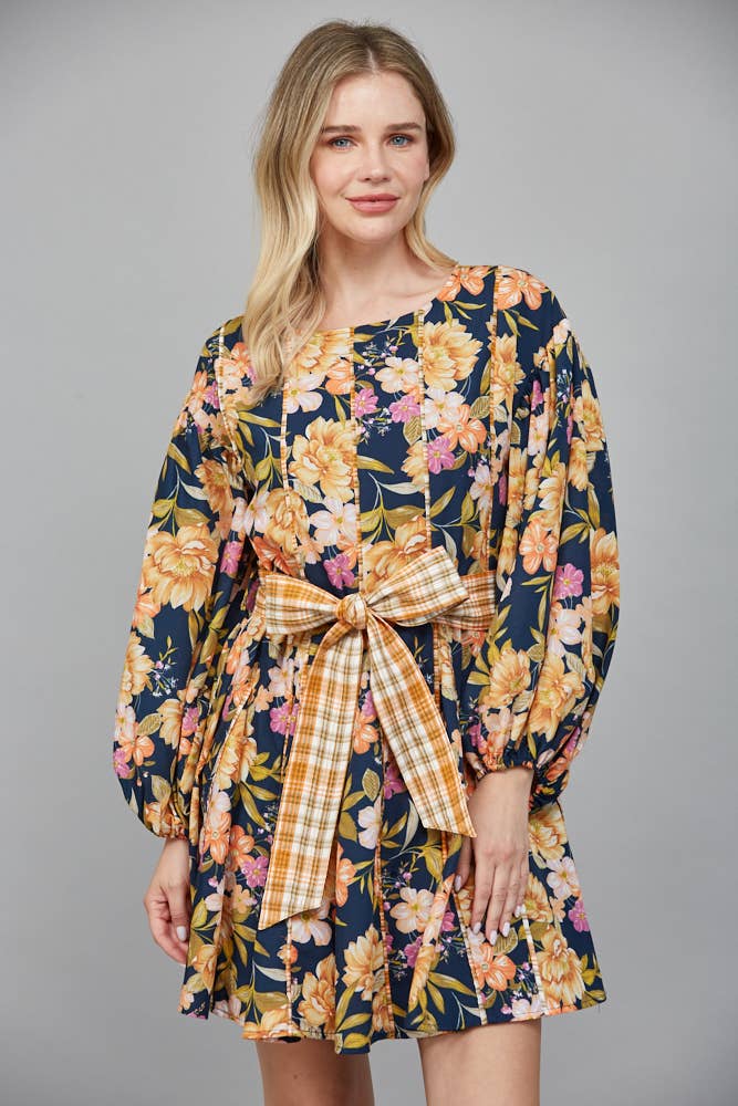 CONTRASTING PLAID DETAIL ROUND NECKLINE DRESS - LaRella