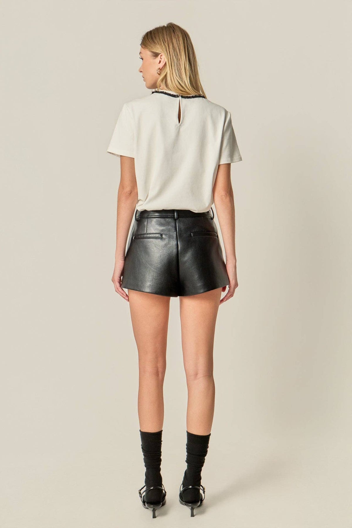 English Factory - Beaded Bow T-Shirt - La Rella