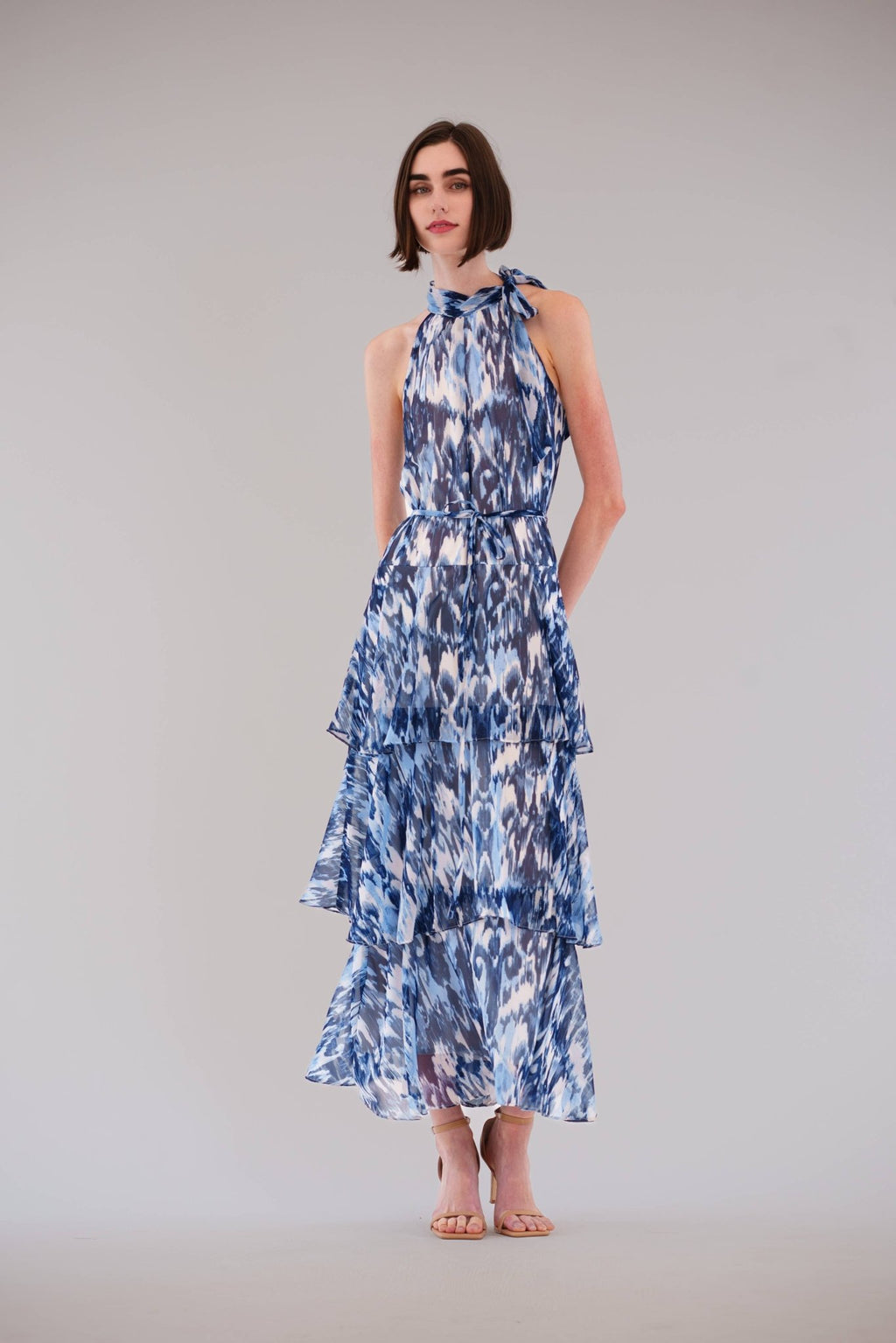 Julia Jordan - LONG TRIPLE TIER DRESS WITH TIE NECK - La Rella