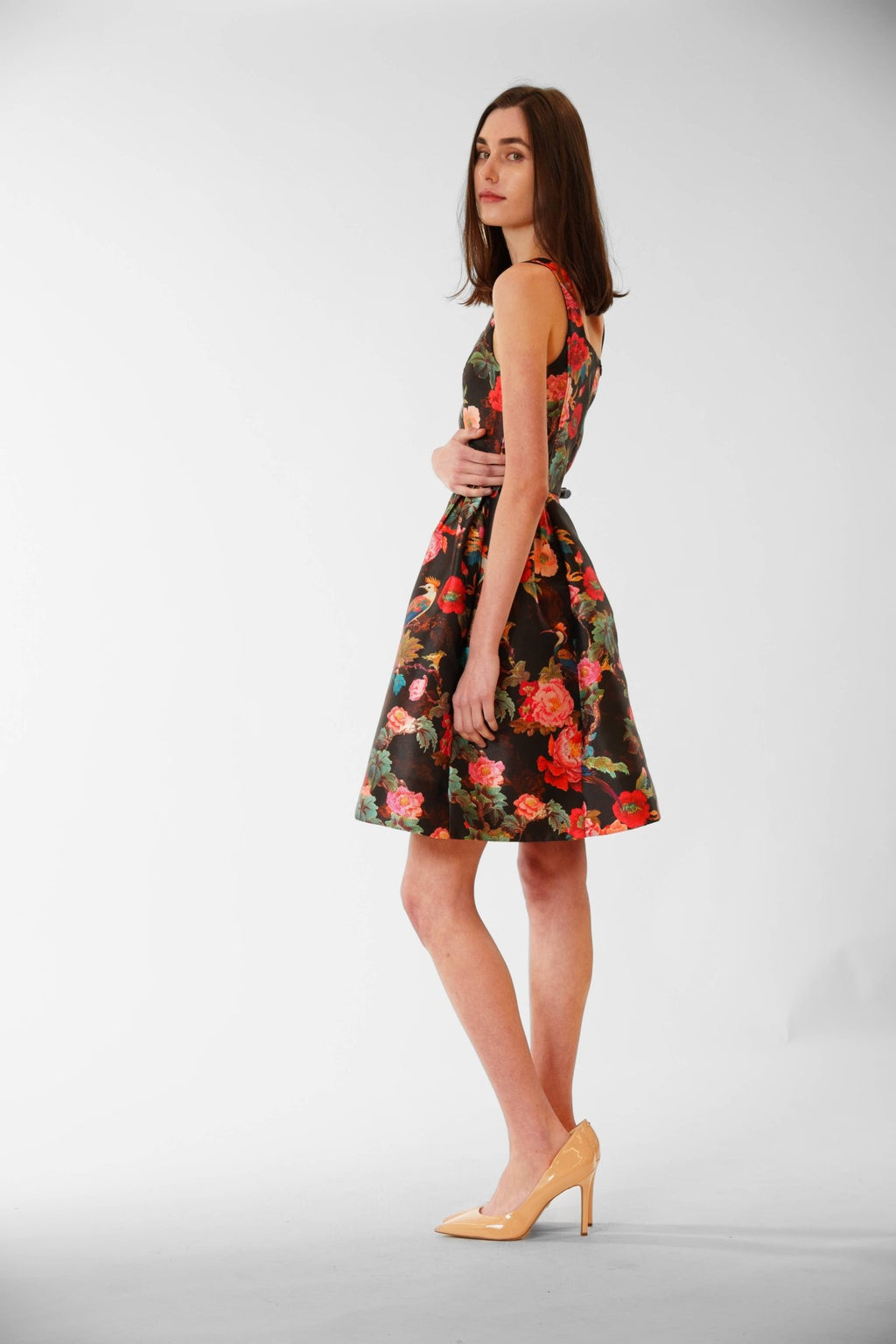 Julia Jordan - SLVLESS GOWN W SCOOP - NECKLINE - La Rella