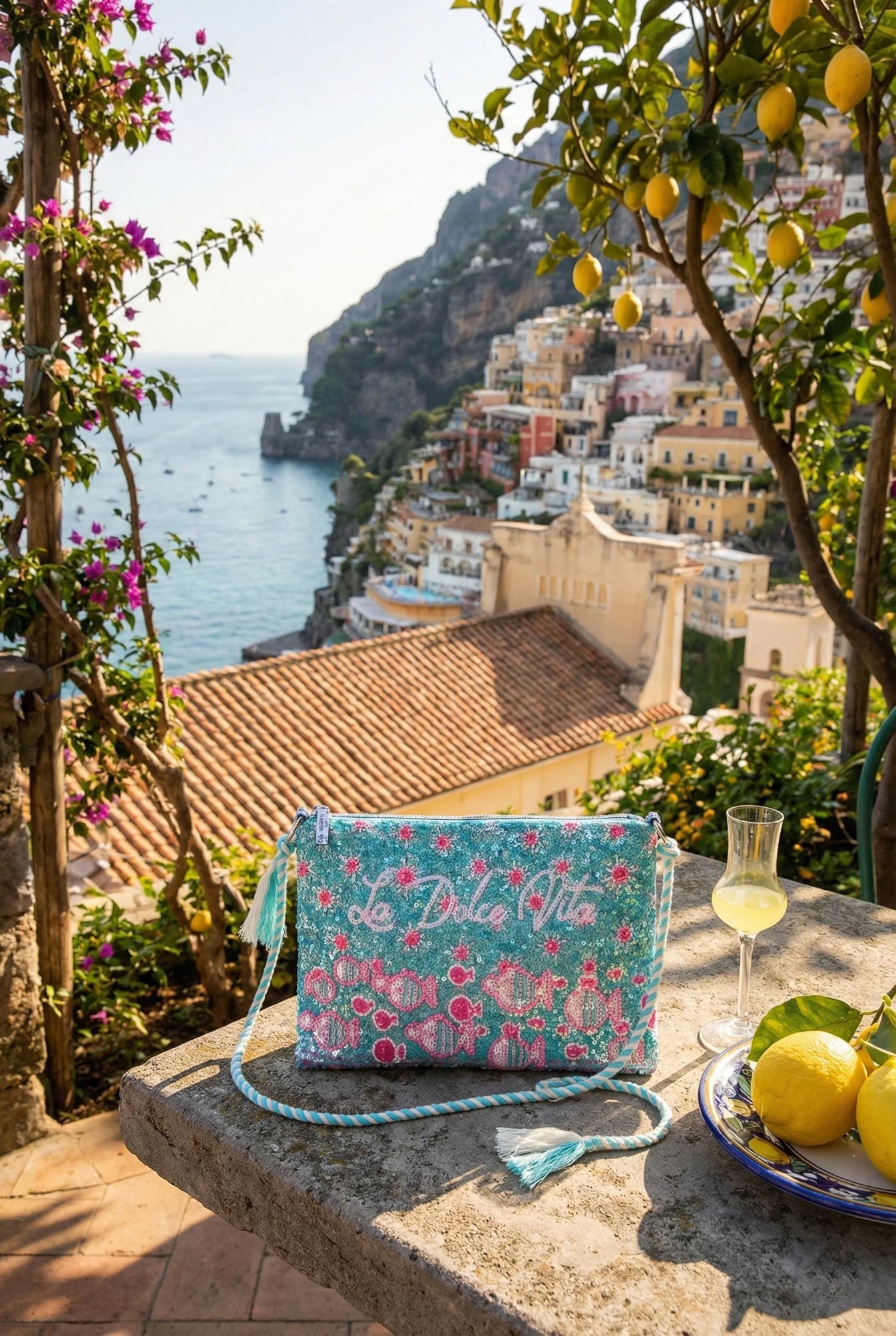 La Dolce Vita Sequin Clutch - La Rella