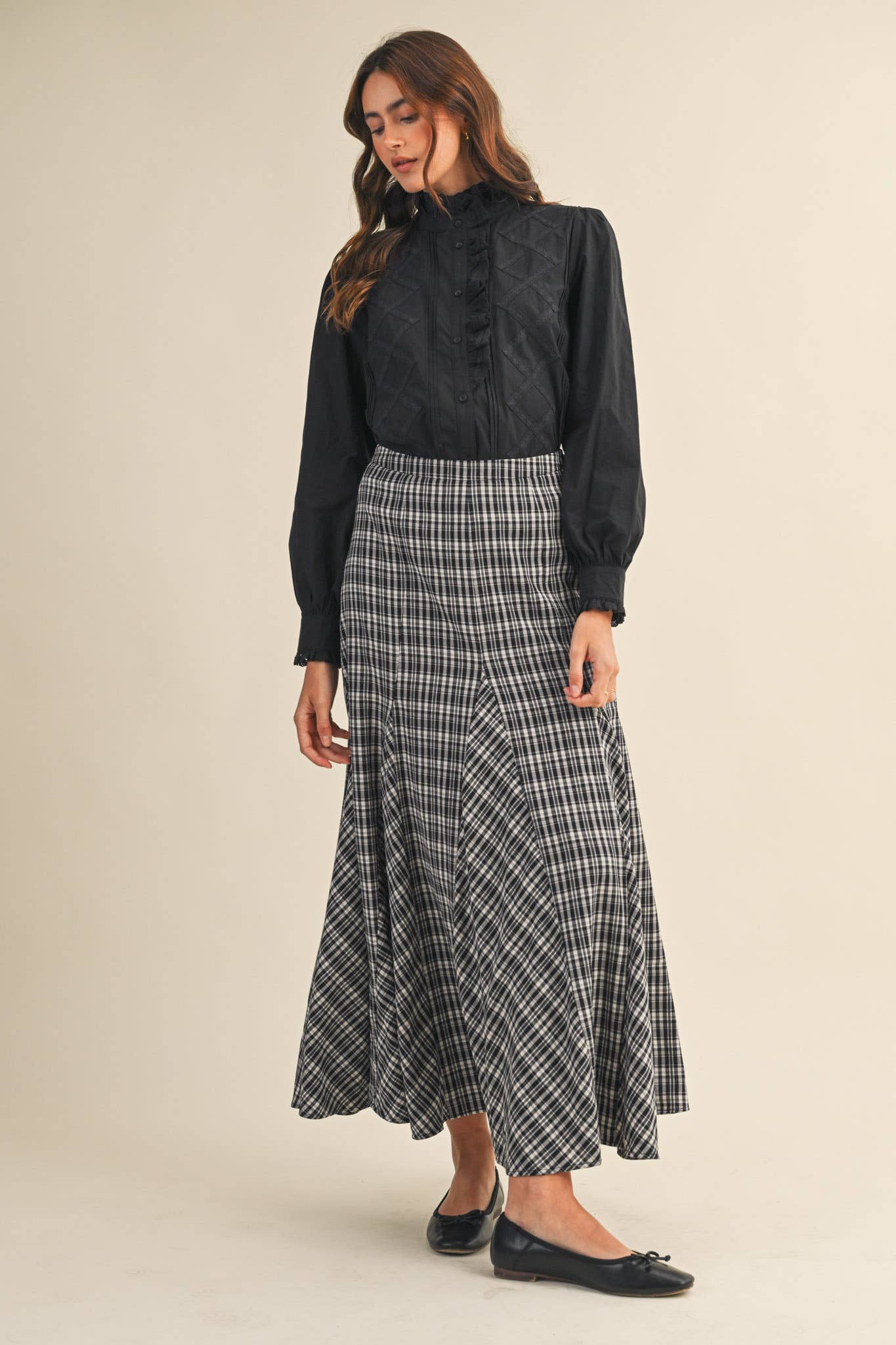 &MERCI - RUFFLED LACE TRIM BUTTON DOWN TOP MTP4210 - LaRella