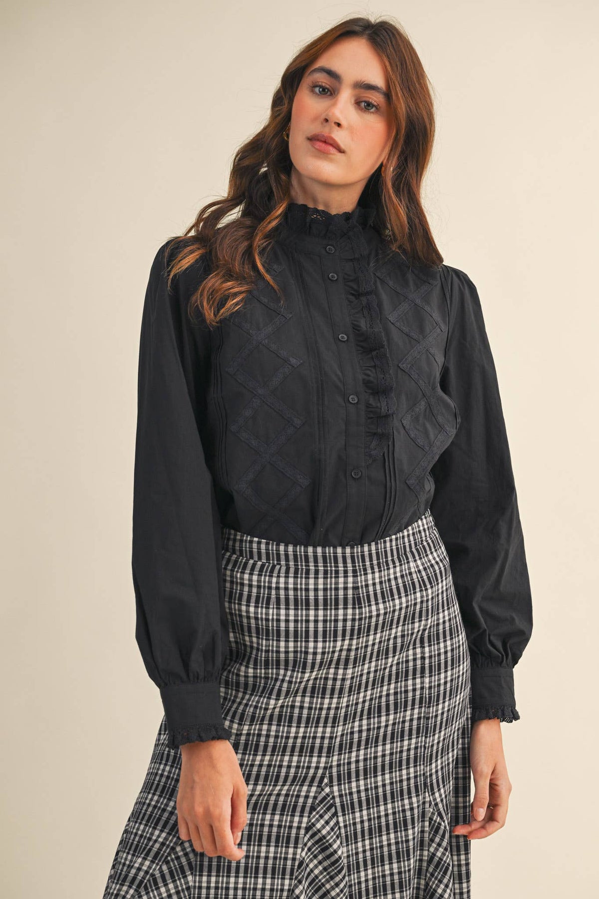 &MERCI - RUFFLED LACE TRIM BUTTON DOWN TOP MTP4210 - LaRella