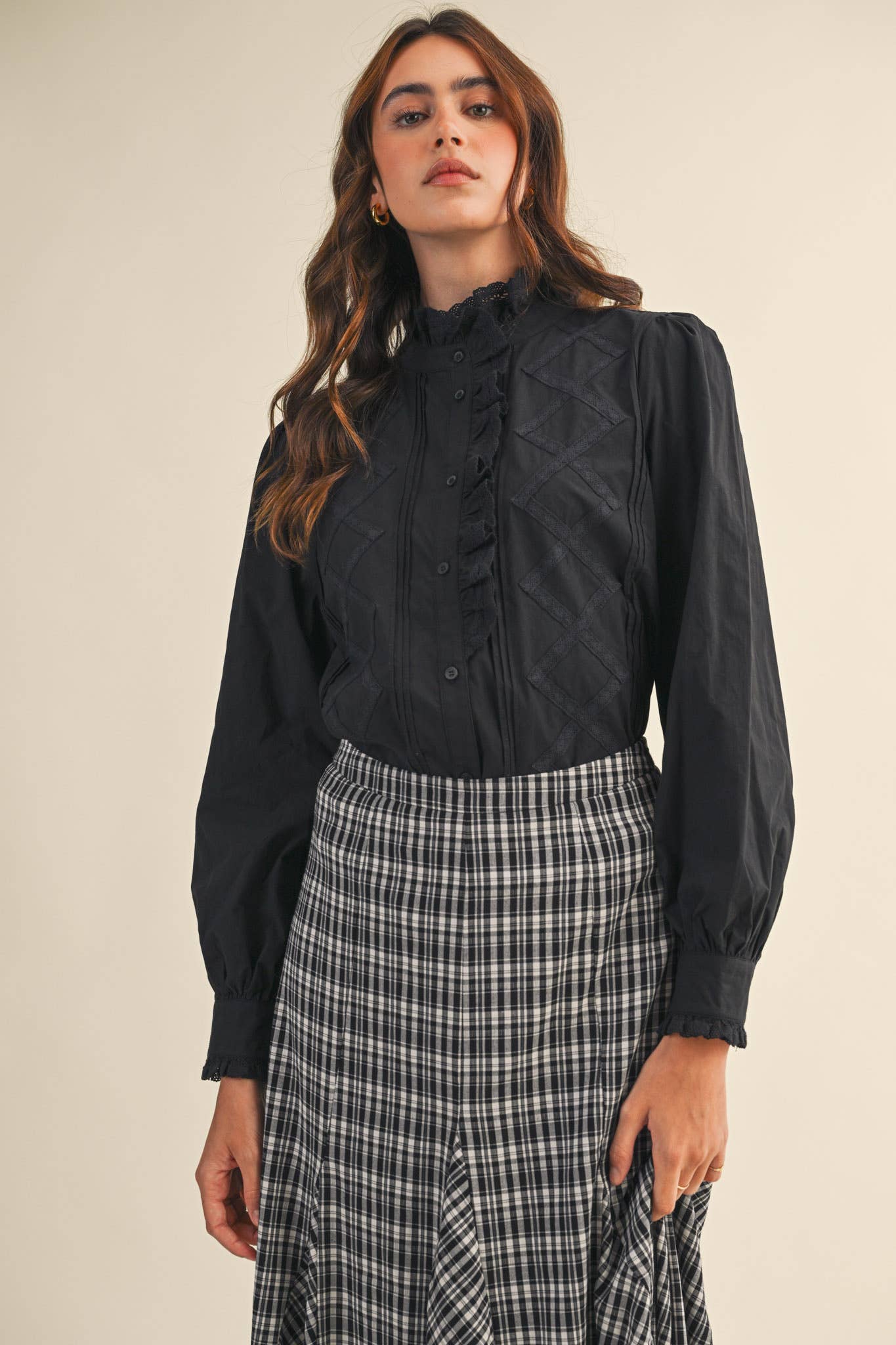 &MERCI - RUFFLED LACE TRIM BUTTON DOWN TOP MTP4210 - LaRella