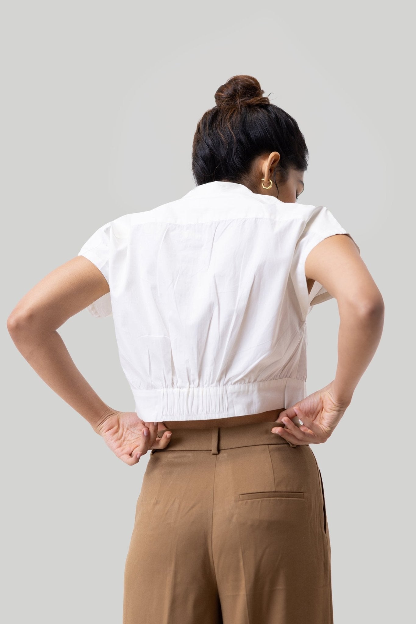 Oversized Crop Shirt in Off - white - LaRella