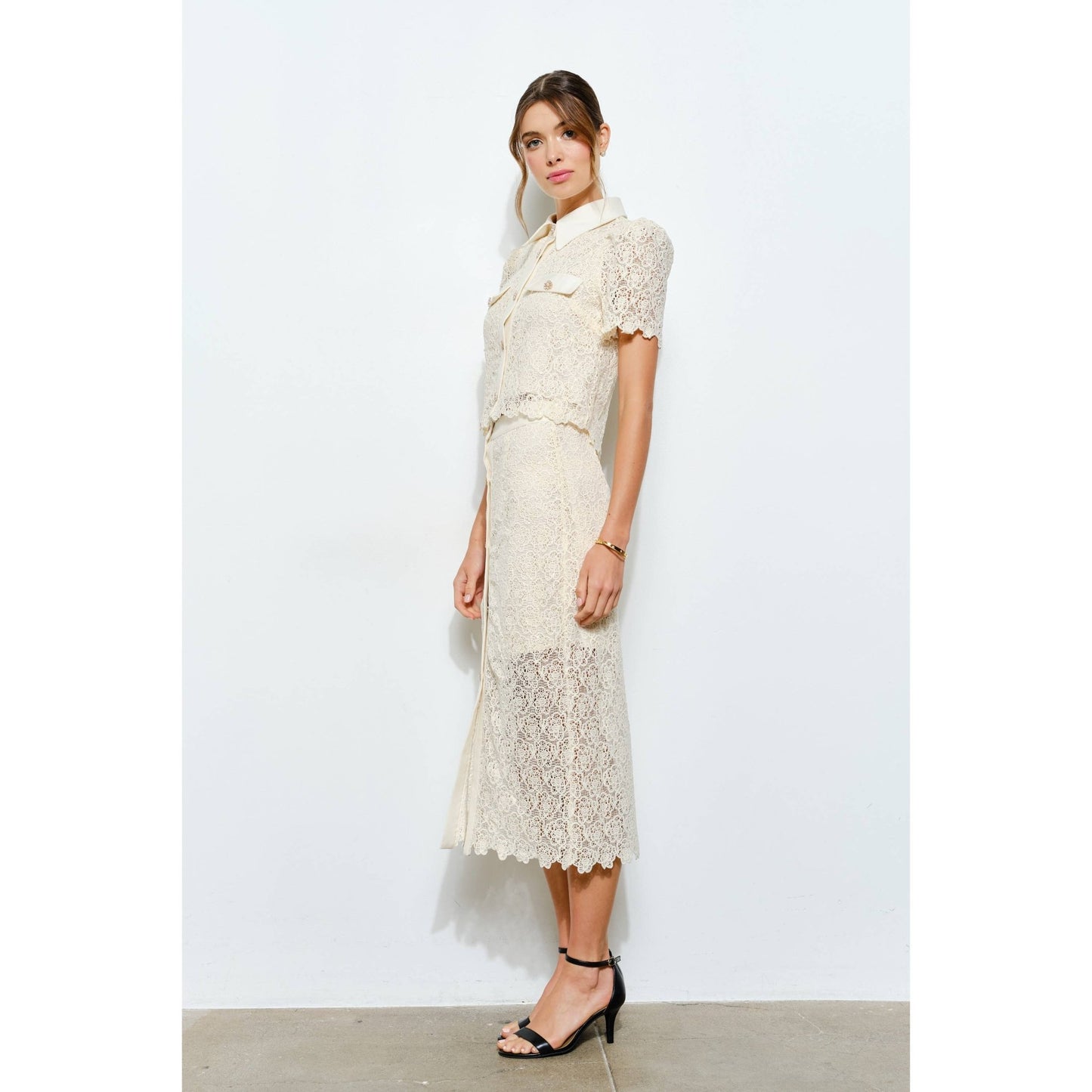 Puff Short Sleeve Pearl Button Lace Shirt - LaRella