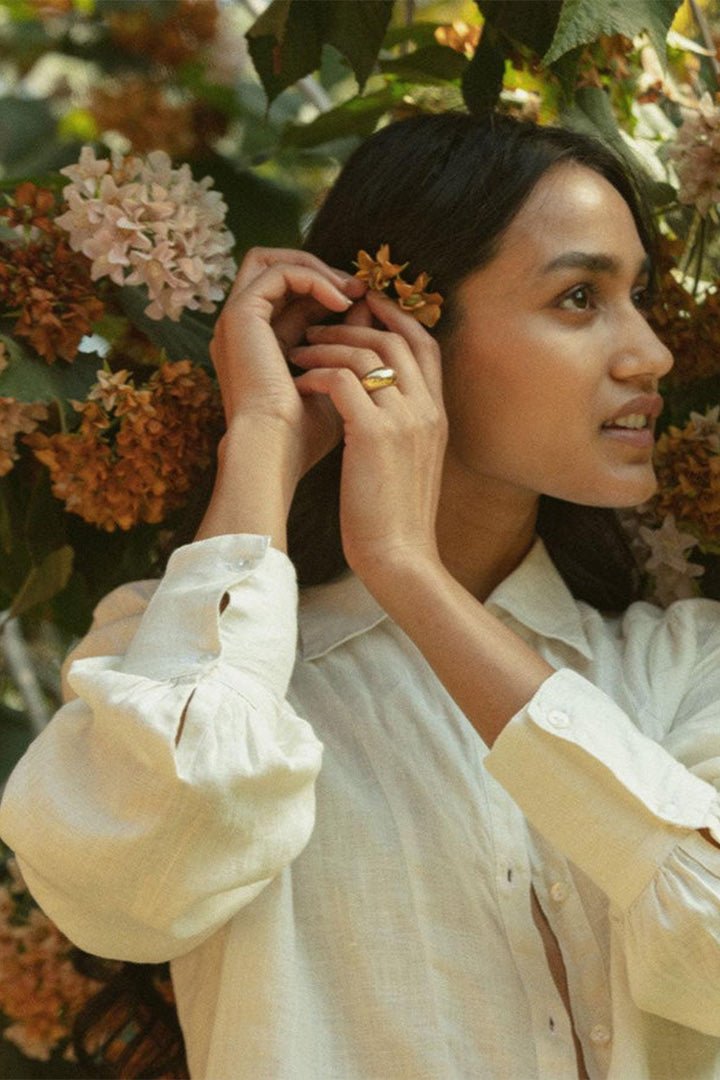 Summer Shirt in Off - white - LaRella