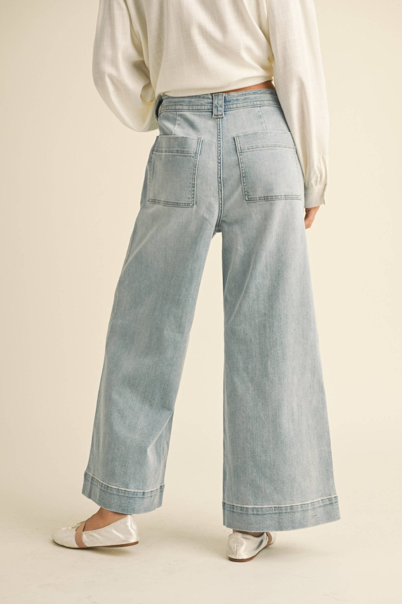 WASHED DENIM WITH TIE FRONT PANTS - LaRella